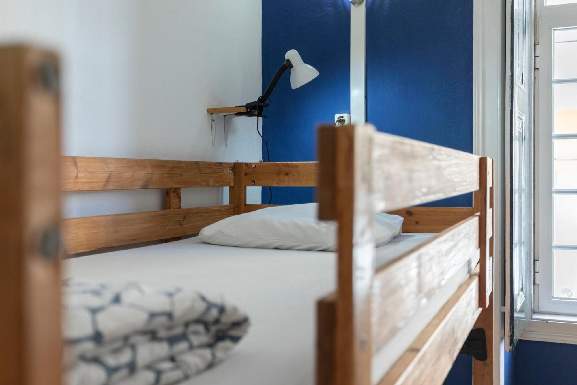 Le Penguin Hostel Faro Buitenkant foto